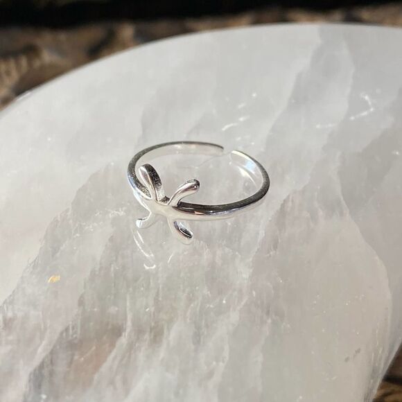 Pisces Sterling Silver Toe Ring - Picture 5 of 5